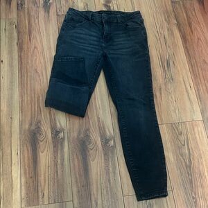 Kendall & Kylie Dark Wash Skinny Jeans
